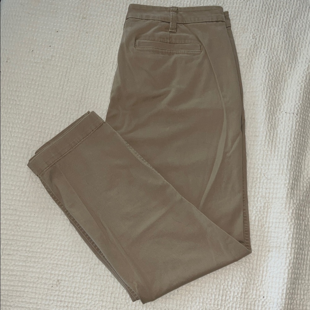 J. Crew Women’s High Rise Girlfriend Khaki Chinos, size 10 EUC